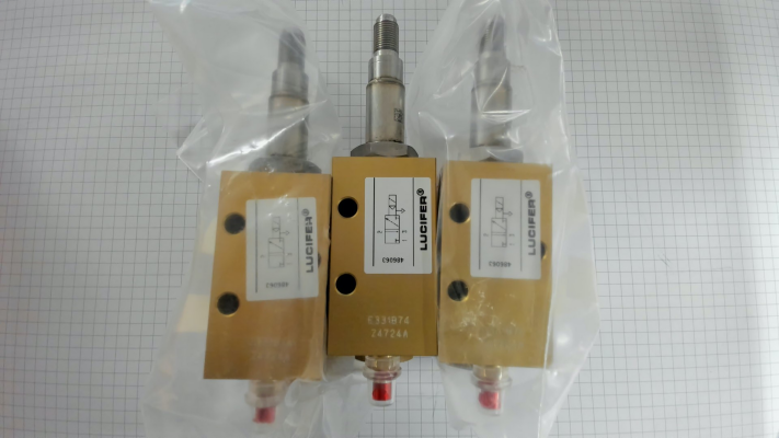 E331B74 Lucifer (Parker)