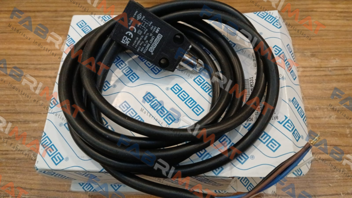 L66K13MUM331 Emas
