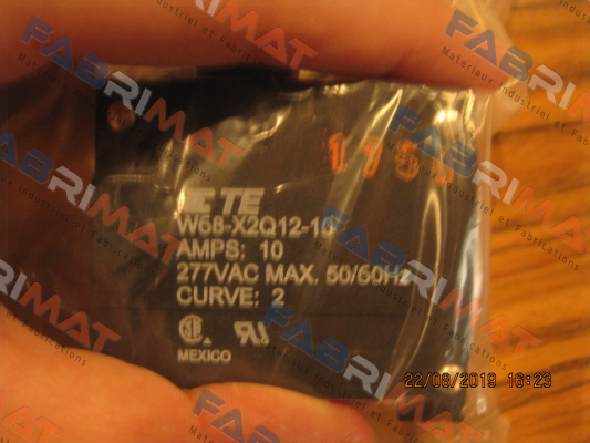 W68-X2Q12-10 TE Connectivity (Tyco Electronics)