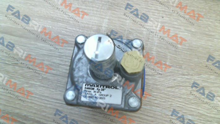 R 400 SM -33 - 007 Maxitrol